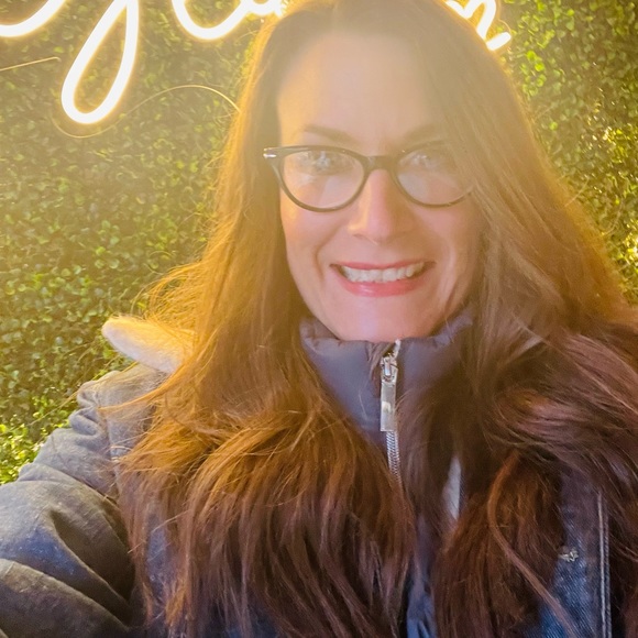 Meet your Posher, Carmen - Picture 10 of 16